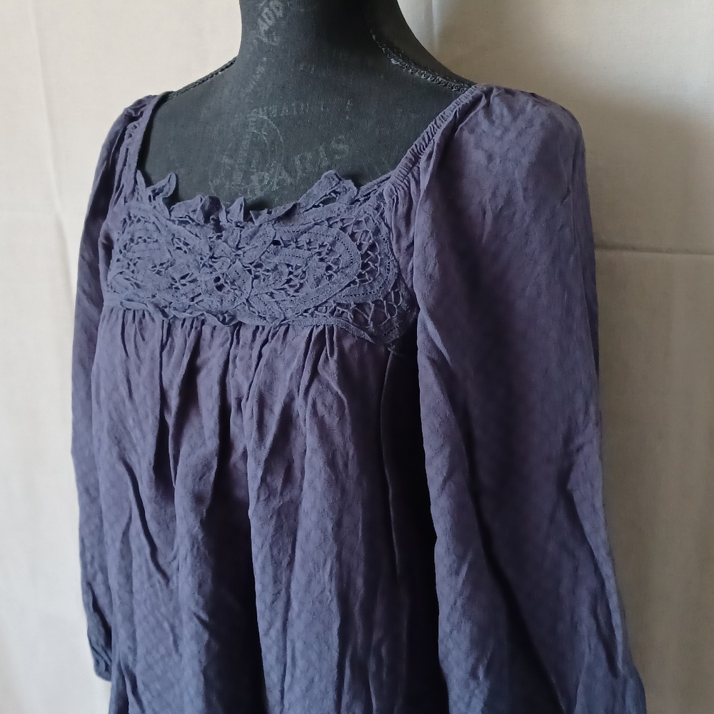 Eyeshadow Peasant Top - Picture 2 of 6